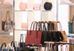 Comment trouver un revendeur de sacs à mains pour sa boutique en ligne : guide pratique